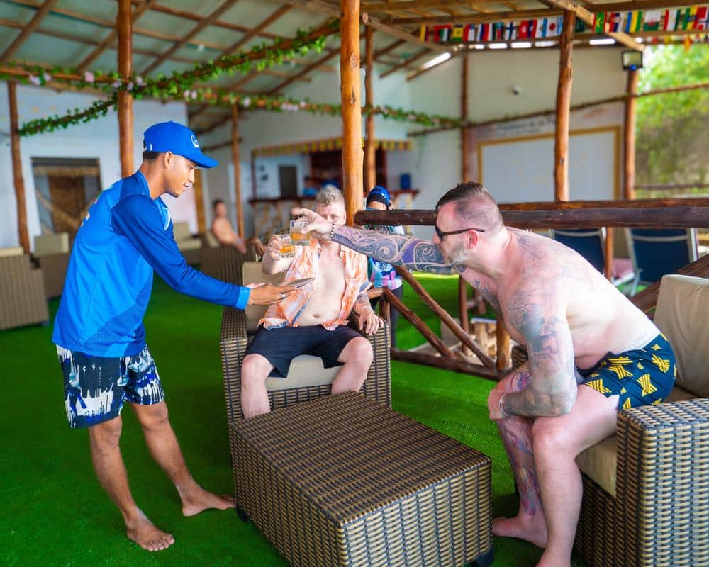 Crystal Beach Club - Image 3